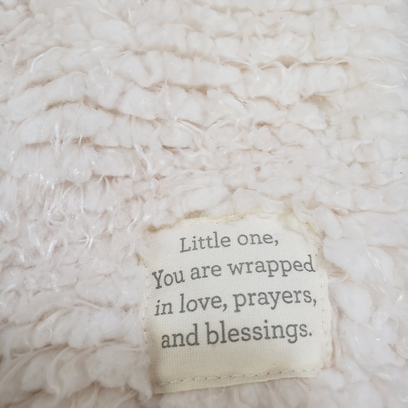 Demdaco Wrapped In Prayer Blankie Bear Lovey Fuzzy Cream Rattle Head 12"x9" 2010 - Picture 3 of 10